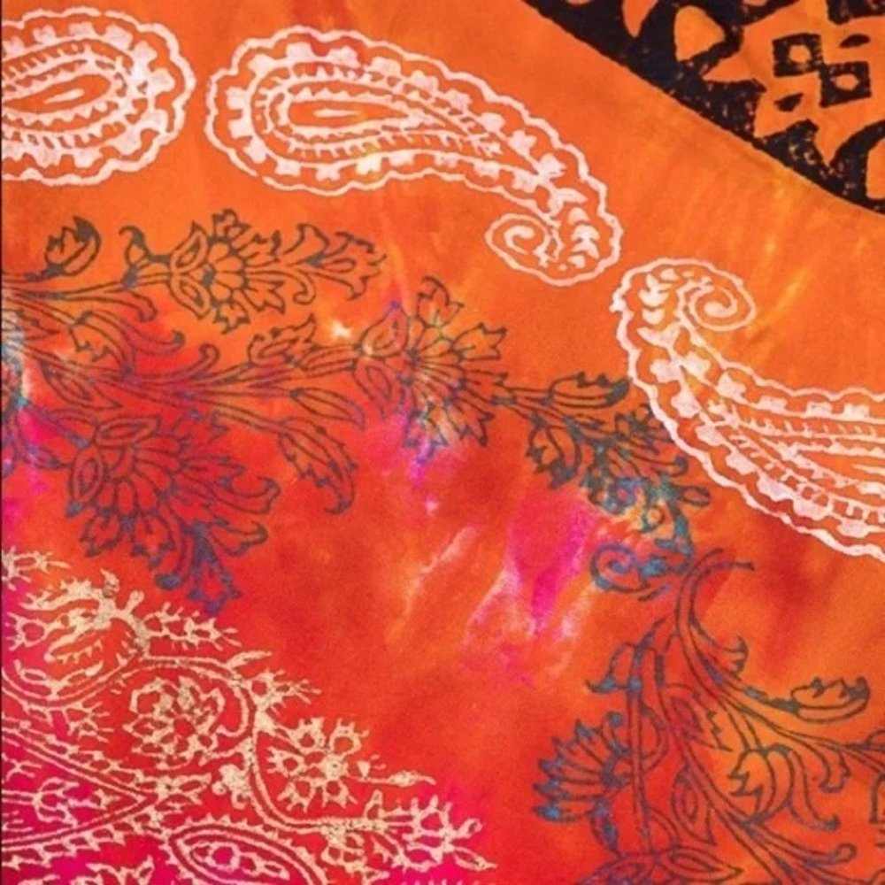 Women’s Hobo Bag in Bright Orange Tie-Dye - Picture 4 of 6